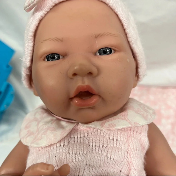 Berenguer Girl Doll Anatomically Correct Realistic Newborn All Vinyl Boutique - Picture 3 of 8